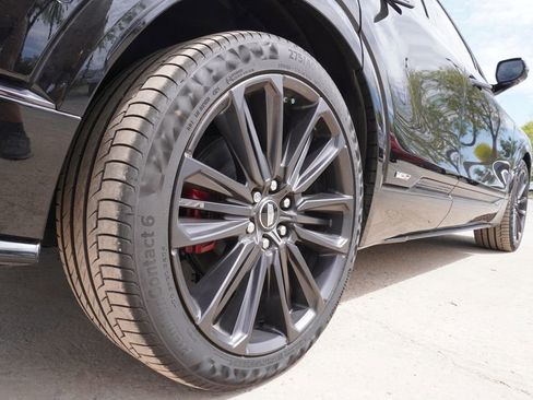 New 2026 Cadillac Lyriq V image 6