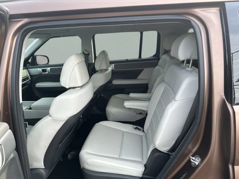 Used 2024 Hyundai Santa Fe Calligraphy FWD image 22