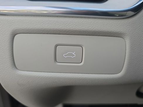 New 2026 Volvo XC60 B5 Ultra w/ Protection Package Premier image 35