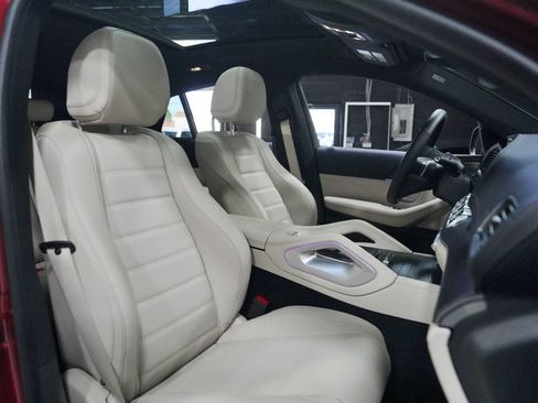 Used 2025 Mercedes-Benz GLE 450 4MATIC Coupe w/ Winter Package image 36