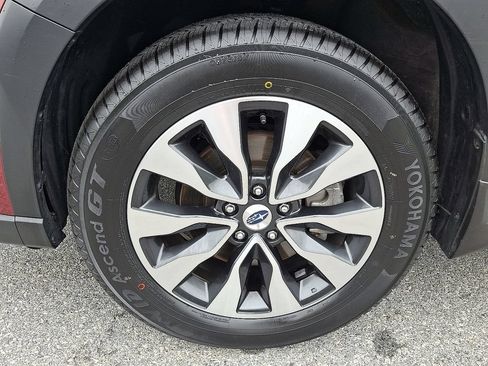 Used 2023 Subaru Outback Touring XT AWD/4WD image 28