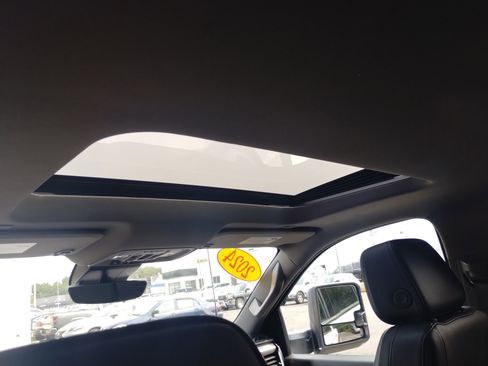 Used 2024 GMC Sierra 2500 Denali w/ Denali Reserve Package image 18