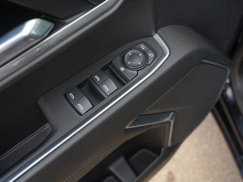 Used 2022 Chevrolet Silverado 1500 RST AWD/4WD image 16