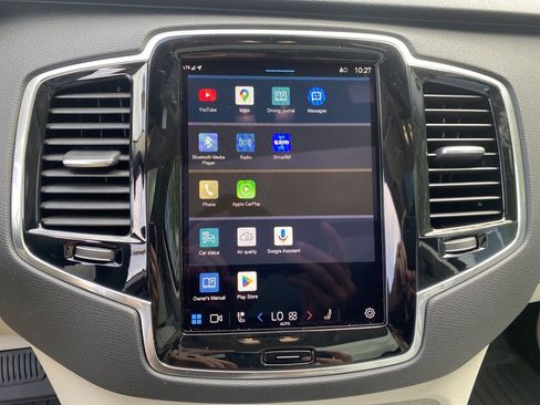 Used 2025 Volvo XC90 T8 Plus w/ Protection Package Premier image 25