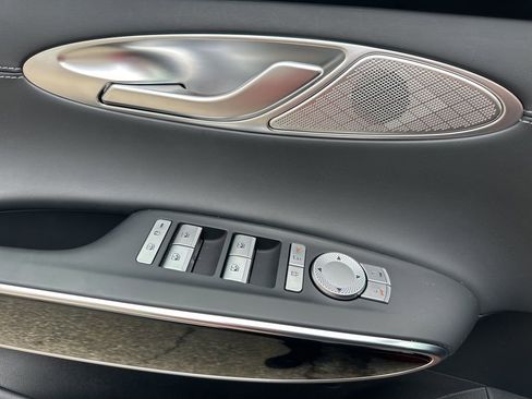 Used 2026 Genesis GV70 2.5T image 19