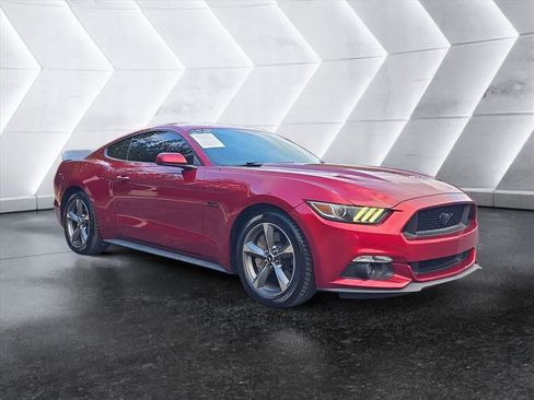Used 2017 Ford Mustang GT image 7