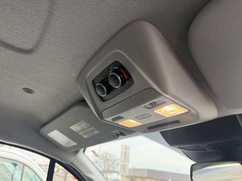 Used 2024 Ford Transit 350 XLT image 14