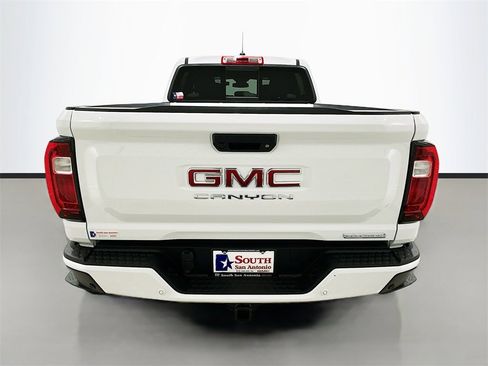 New 2026 GMC Canyon Elevation w/ Convenience Package image 6