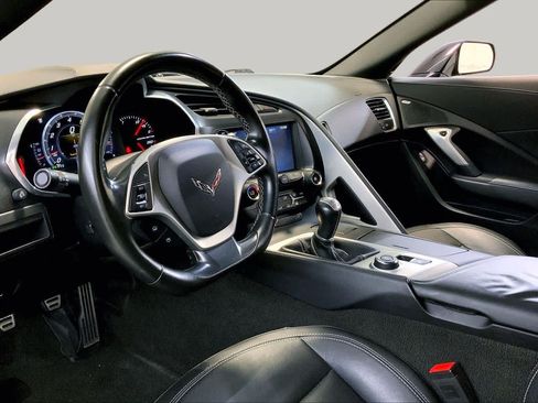 Used 2016 Chevrolet Corvette Stingray Coupe RWD image 17