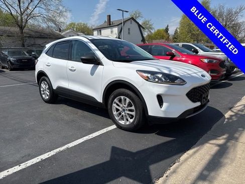 Certified 2022 Ford Escape SE w/ Cold Weather Package image 1