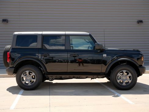 New 2026 Ford Bronco Big Bend AWD/4WD image 2