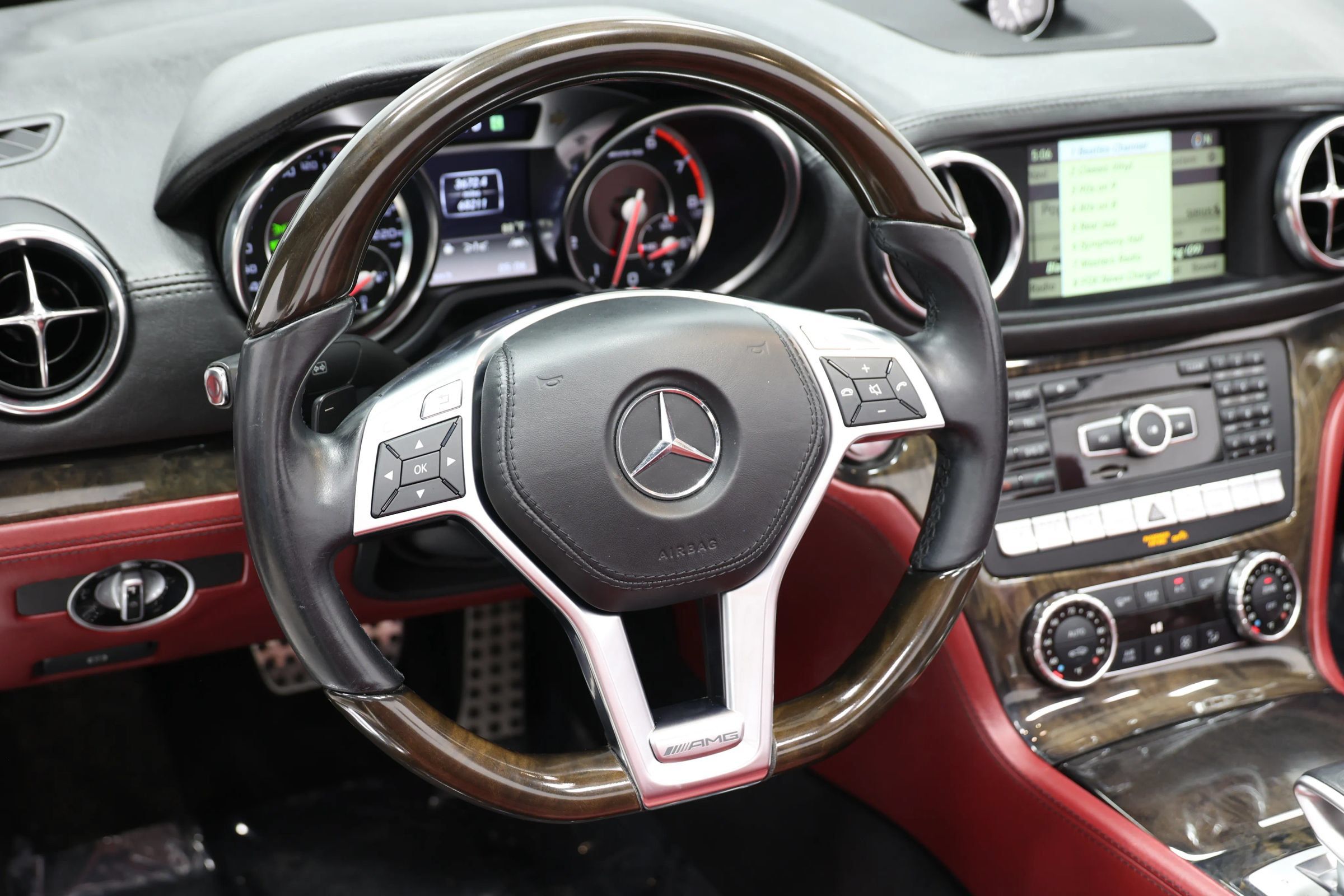 Used 2013 Mercedes-Benz SL 65 AMG image 23