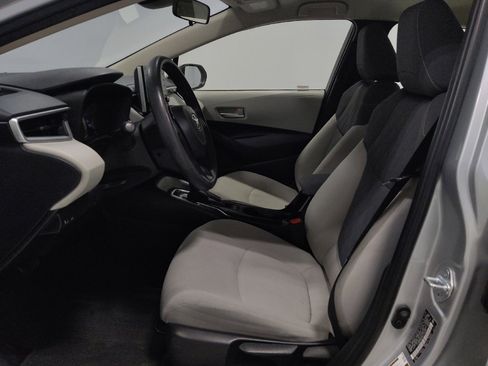 Used 2021 Toyota Corolla LE w/ Carpet Mat Package (TMS) image 17