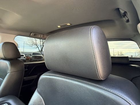 Used 2018 Chevrolet Silverado 1500 LTZ Z71 w/ Centennial Edition image 12