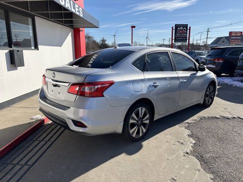 Used 2017 Nissan Sentra SL w/ SL Premium Technology Package FWD image 8