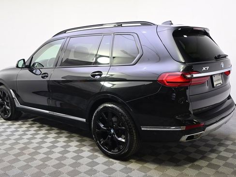Used 2021 BMW X7 xDrive40i w/ Premium Package image 3