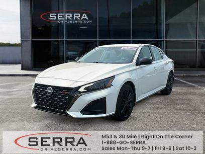 Used 2024 Nissan Altima 2.5 SR