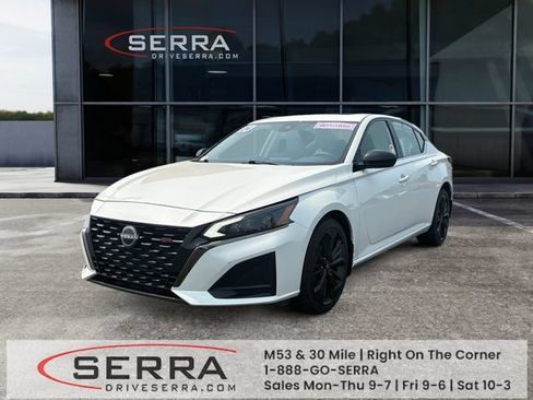 Used 2024 Nissan Altima 2.5 SR AWD/4WD image 1