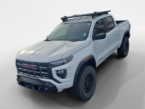 Used 2023 GMC Canyon AT4 w/ Technology Package image 26