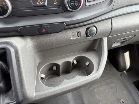 Used 2023 Ford Transit 250 Medium Roof image 12