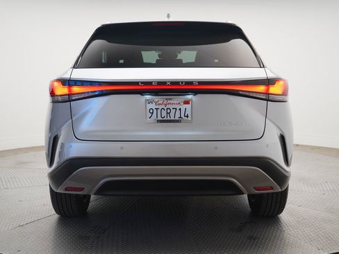 Used 2025 Lexus RX 350 FWD w/ Technology Package image 4