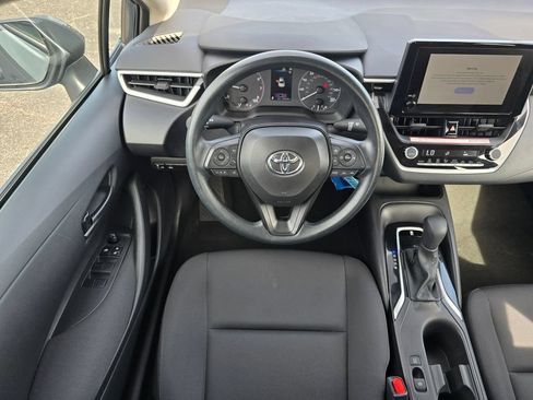 Certified 2025 Toyota Corolla LE FWD image 22