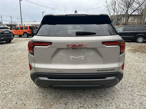 Used 2025 GMC Terrain Elevation image 4