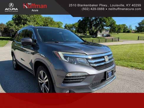 Used 2016 Honda Pilot Touring image 1