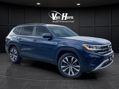 Used 2022 Volkswagen Atlas SE w/ Panoramic Sunroof Package