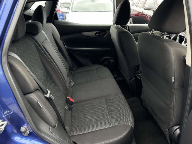 Used 2020 Nissan Rogue Sport S FWD image 21