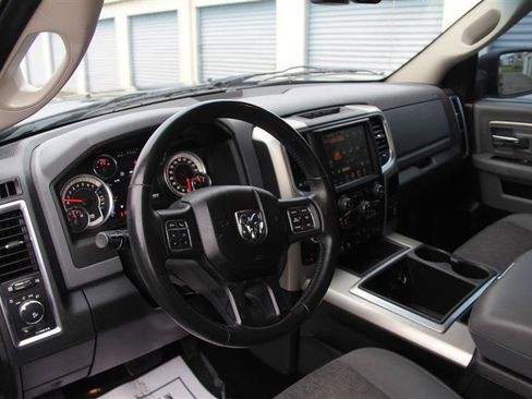 Used 2015 RAM 1500 Outdoorsman w/ Pittsburgh Penguins Edition AWD/4WD image 22