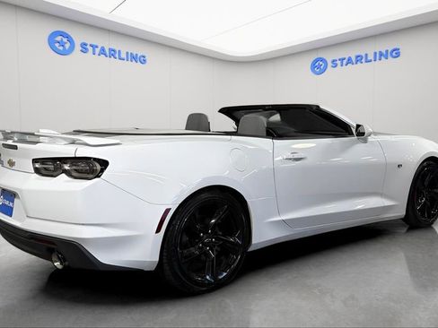 Used 2021 Chevrolet Camaro LT w/ Technology Package RWD image 9