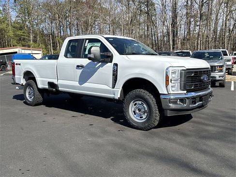 New 2025 Ford F350 XL w/ XL Off-Road Package image 2