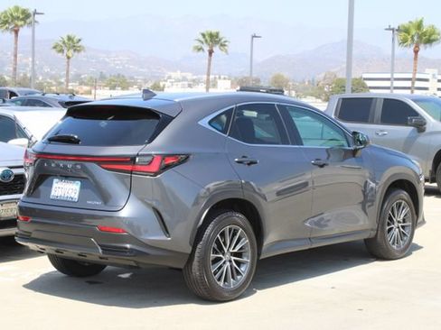 Certified 2025 Lexus NX 250 FWD w/ Accessory Package (Z1) image 21