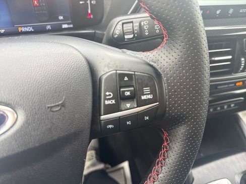 Used 2025 Ford Escape ST-Line Select w/ Tech Pack #1 image 32