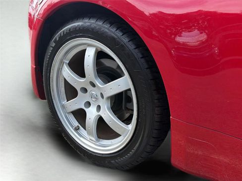 Used 2006 Nissan 350Z Touring RWD image 29