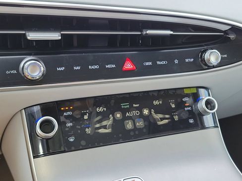 New 2026 Genesis GV70 2.5T Advanced AWD/4WD image 22