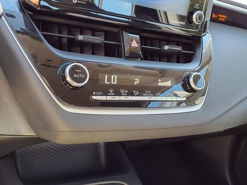 Used 2022 Toyota Corolla LE FWD image 7