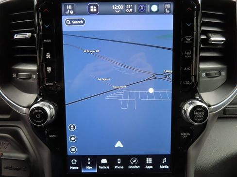 Used 2022 RAM 2500 Laramie w/ Night Edition image 14