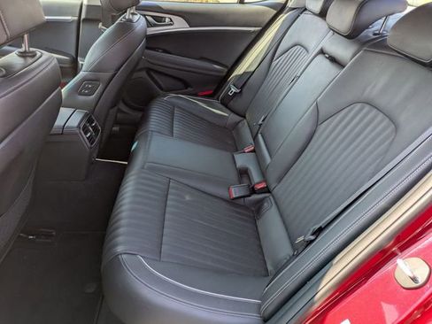 Used 2019 Genesis G70 3.3T Advanced image 32