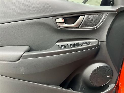 Used 2020 Hyundai Kona Limited image 21