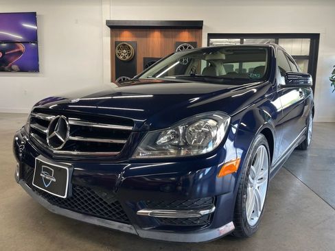 Used 2014 Mercedes-Benz C 300 4MATIC Sedan image 2