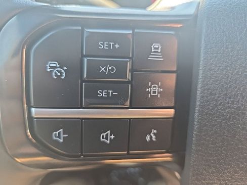 Used 2025 Ford F350 Platinum AWD/4WD image 15