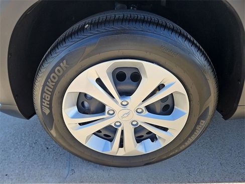 Used 2025 Chevrolet Trax LS w/ Driver Confidence Package image 27