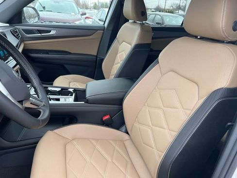 New 2026 Volkswagen Atlas Cross Sport SE AWD/4WD image 7