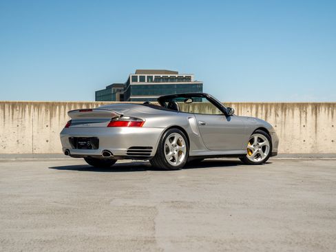 Used 2004 Porsche 911 Turbo AWD/4WD image 4