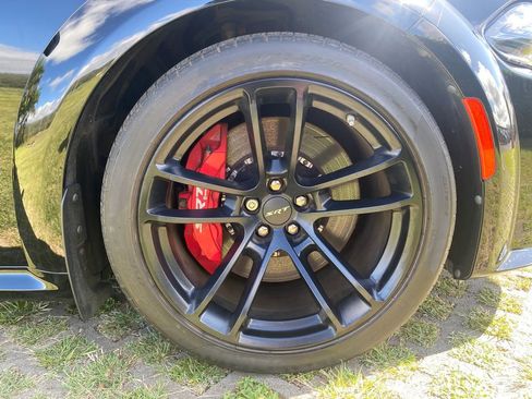 Used 2021 Dodge Charger SRT Hellcat w/ Harman/Kardon Audio Group RWD image 9
