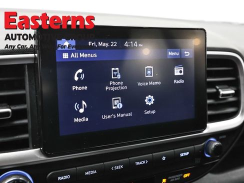 Used 2025 Hyundai Venue SE FWD image 18