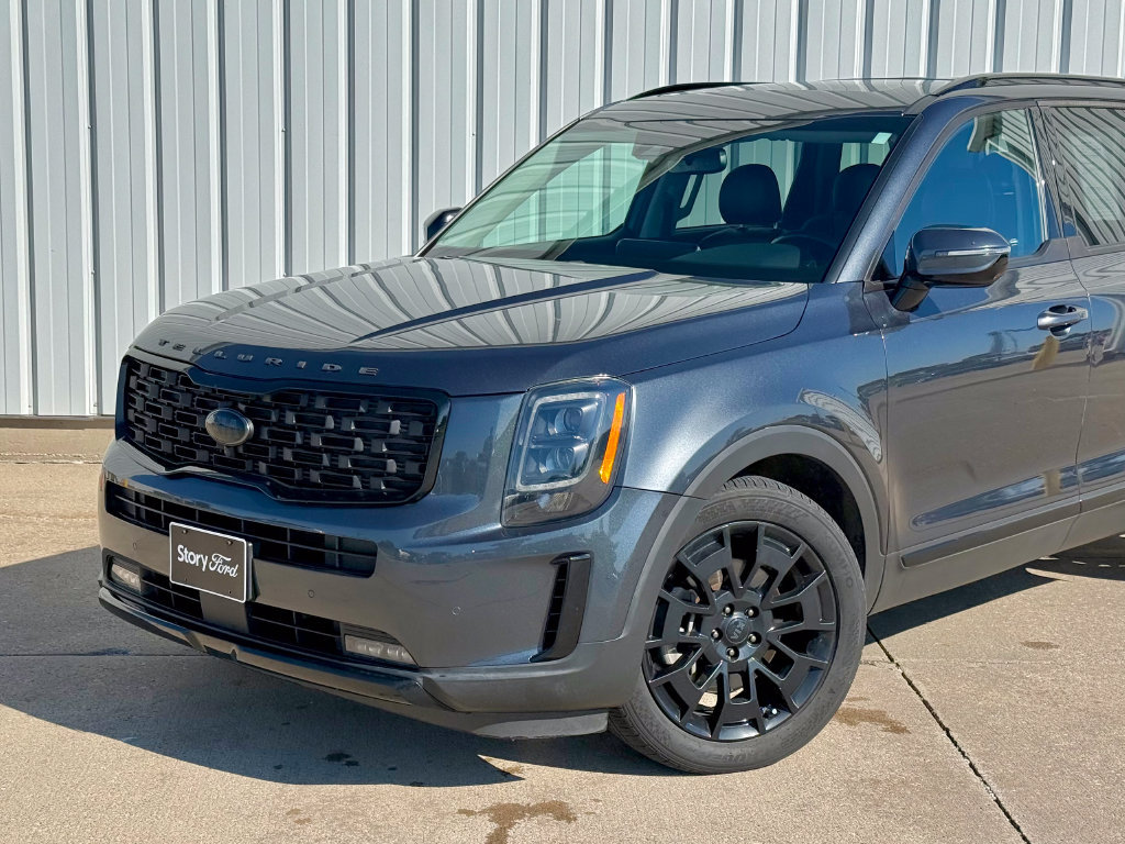 Used 2021 Kia Telluride SX w/ Nightfall Edition Package AWD/4WD image 2