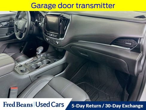 Used 2023 Chevrolet Traverse RS image 39